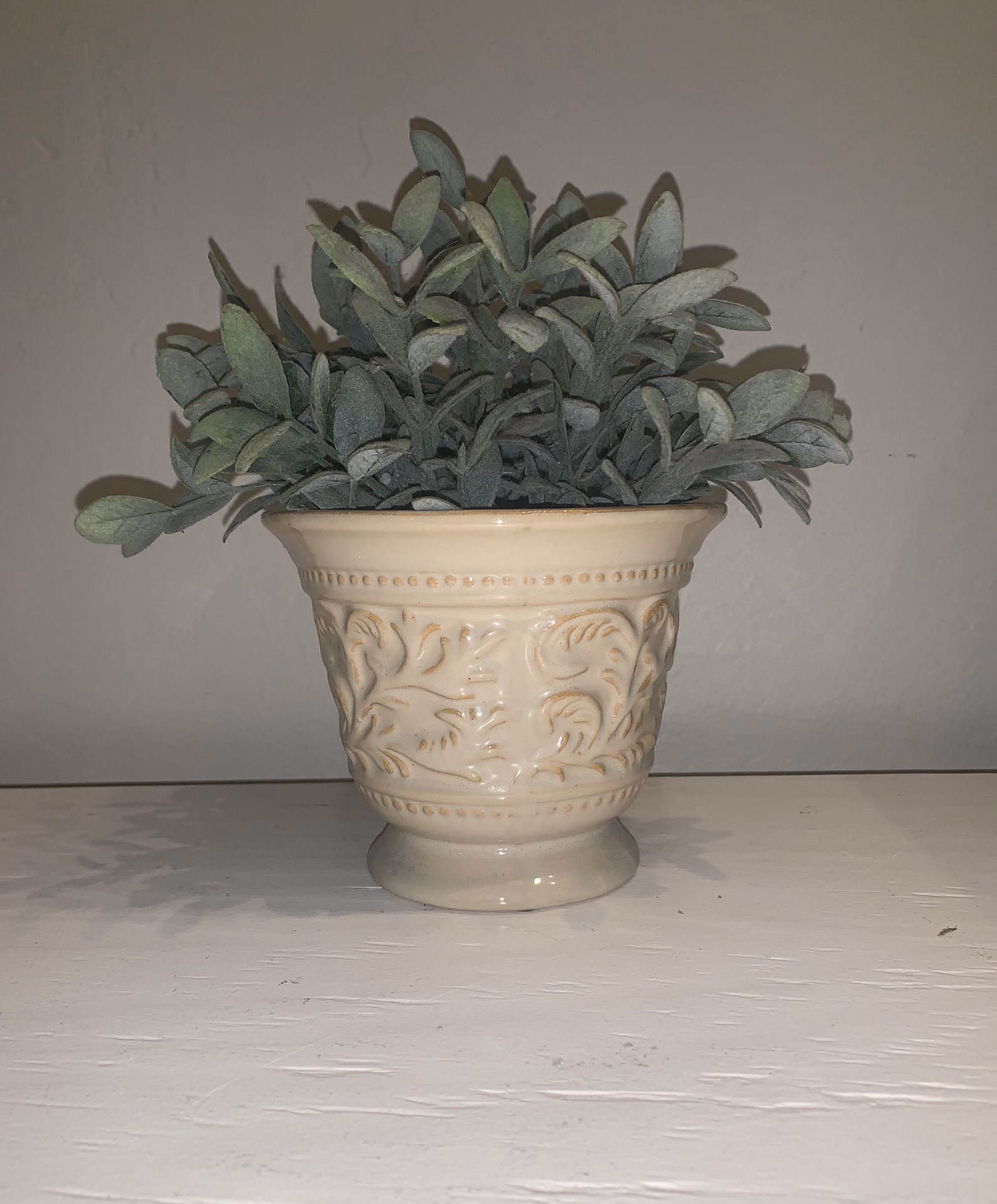 Farmhouse Plant Pot with Fake Plant Included