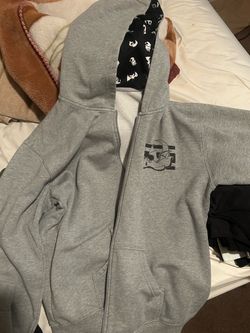 Mens Large Pokemon Zip Up Hoodie(Dragonite)