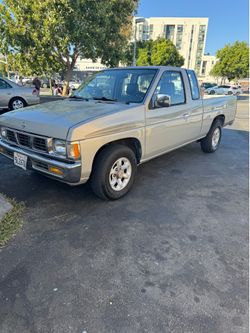 1997 Nissan Pickup