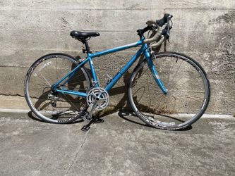 Used- adult Women Specialized Dolce Elite