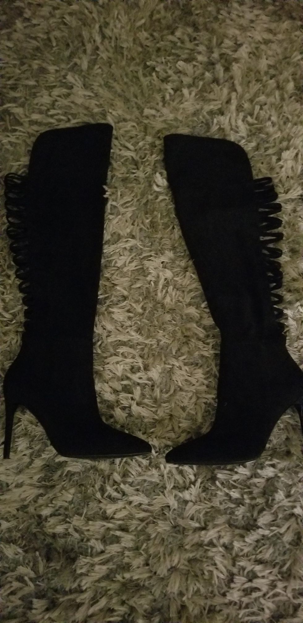 Brand New still in the box Black suede knee boots size 11 4in tall