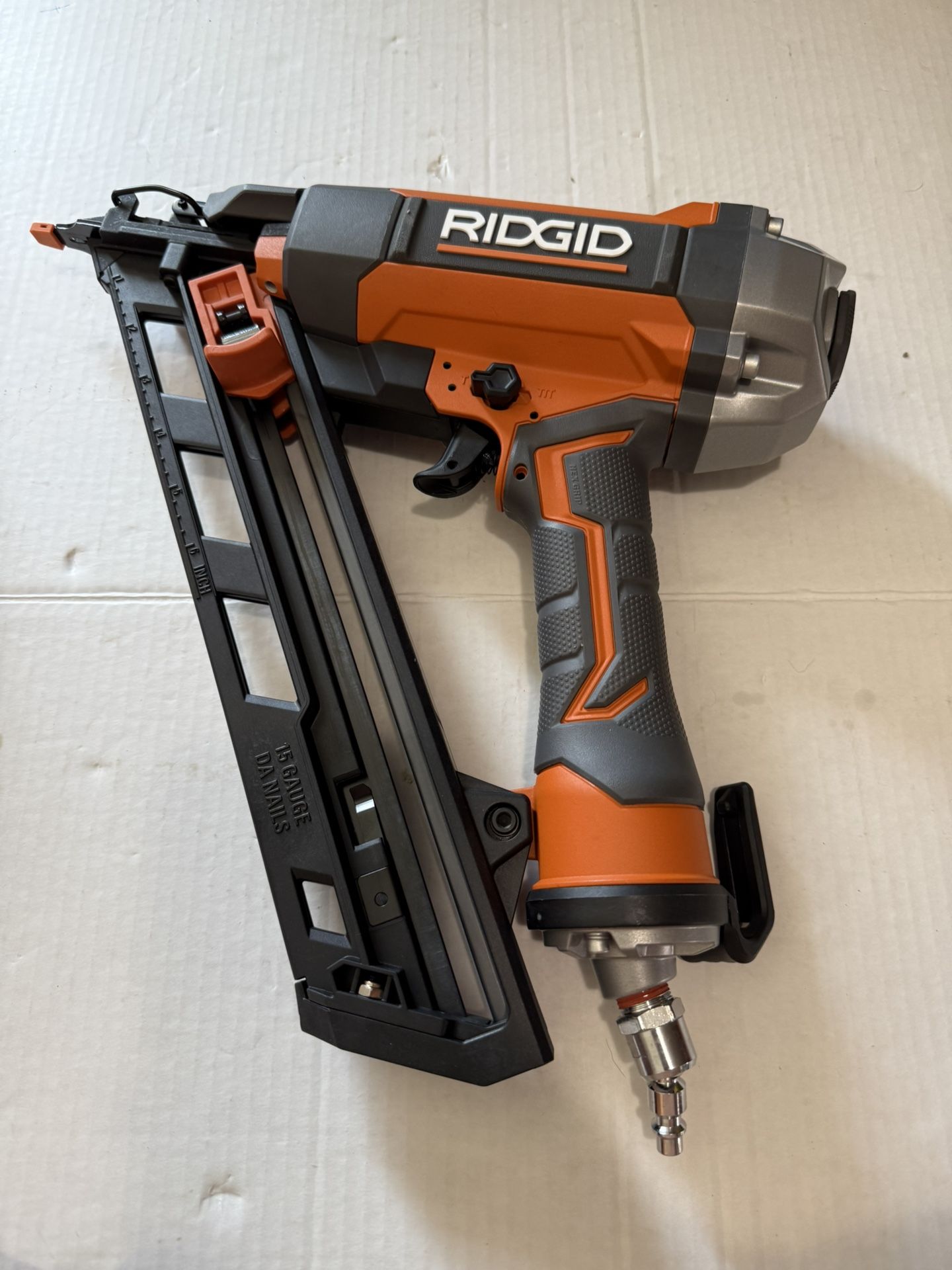 Rigid 15 gauge angle, nailer air gun