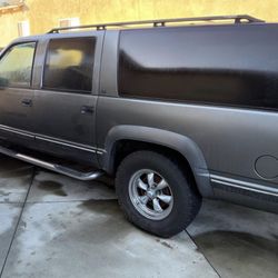 1999 Chevrolet Suburban