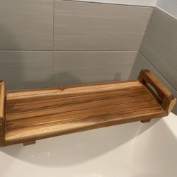 Bathtub tray