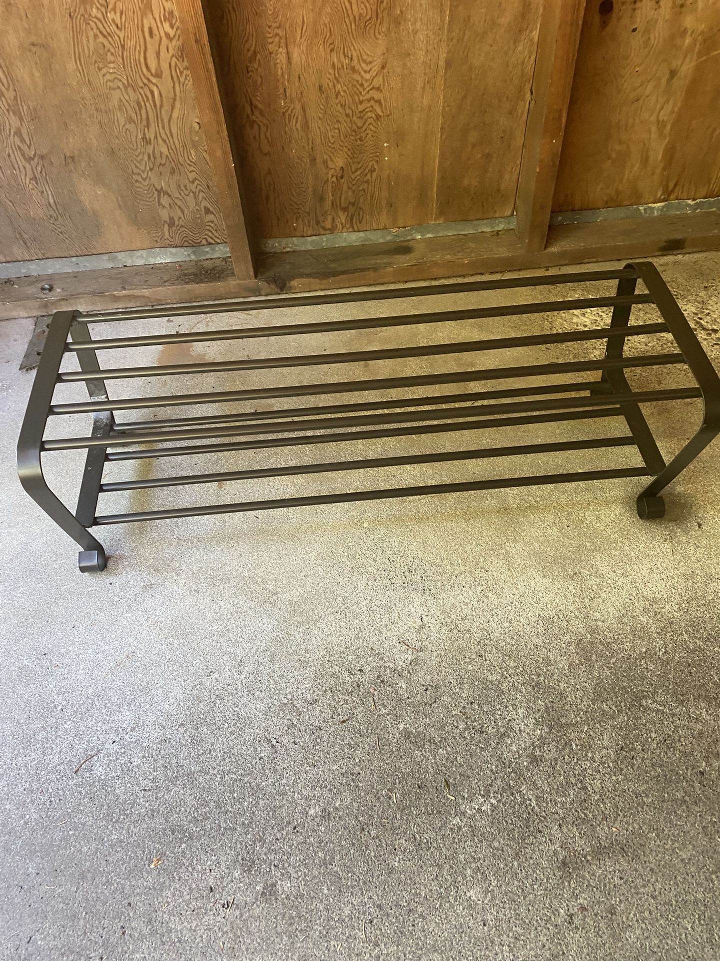Metal Shoe rack . Excellent Condition . Like New