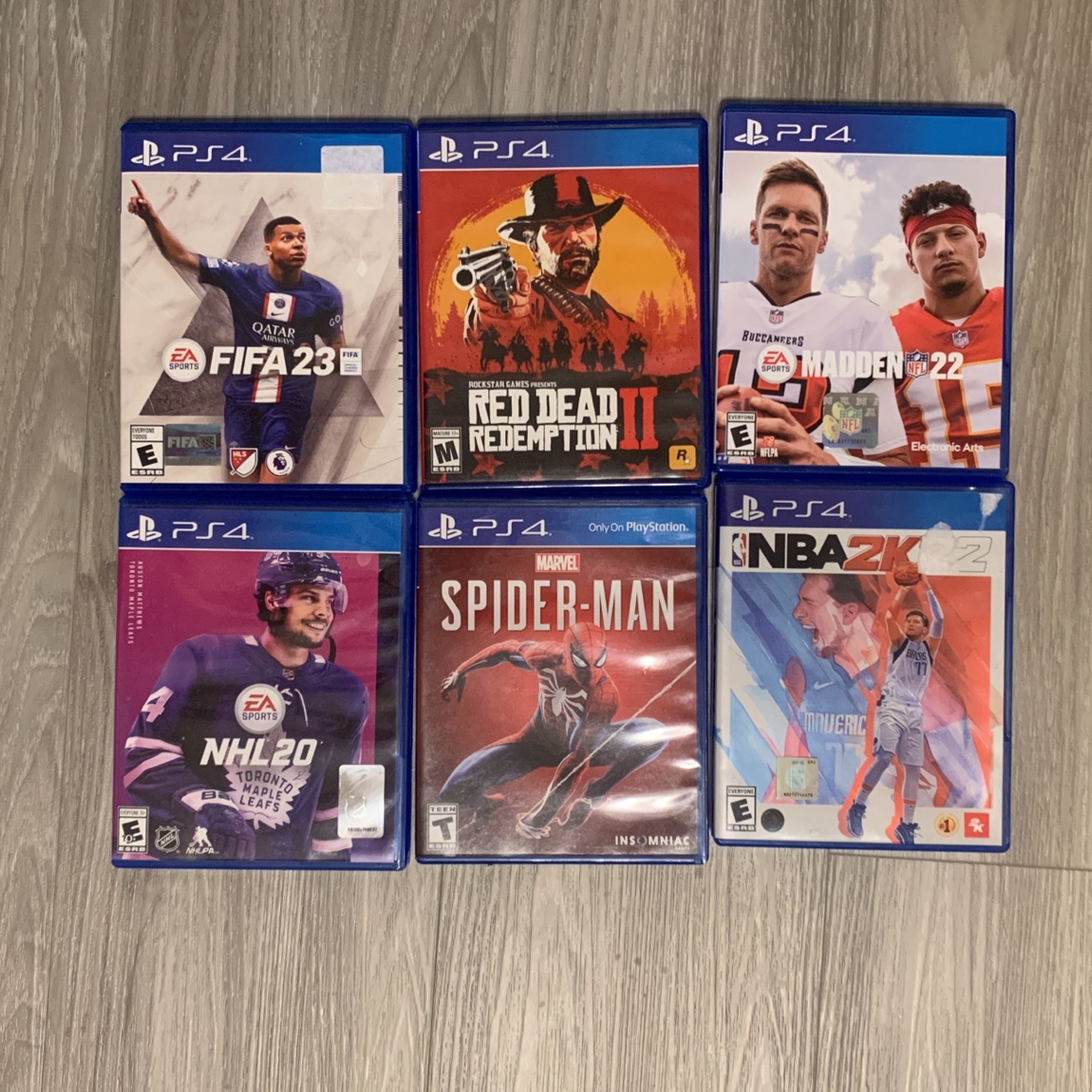 PS4 1TB Comes With 2 Controllers And 6 Games !