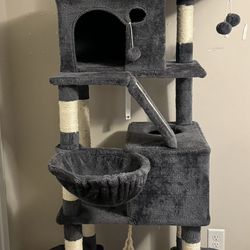 Cat Tree Barely Used 