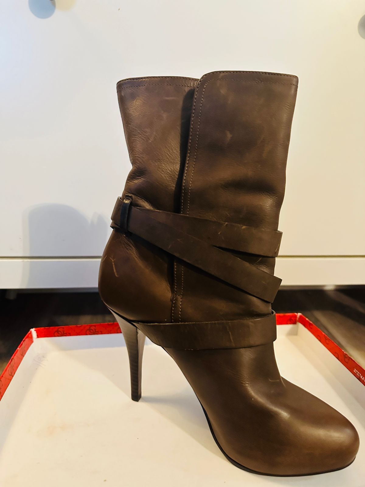 Guess Brown Leather High-Heel Ankle Boots Gu  Size 8