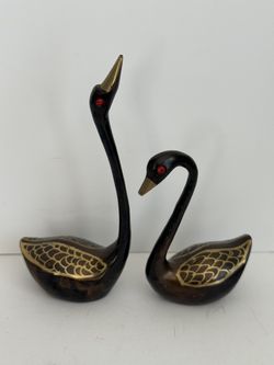 Mid Century Set of 2 Brass Swans Ornamental Metal Water Fowl Animal Figurines