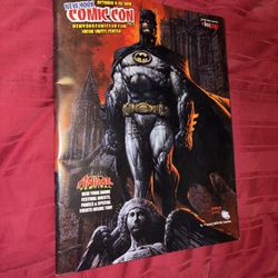 VINTAGE SOUVENIR PROGRAM NEW YORK COMIC CON NYCC - 10/8/2010 BATMAN COVER