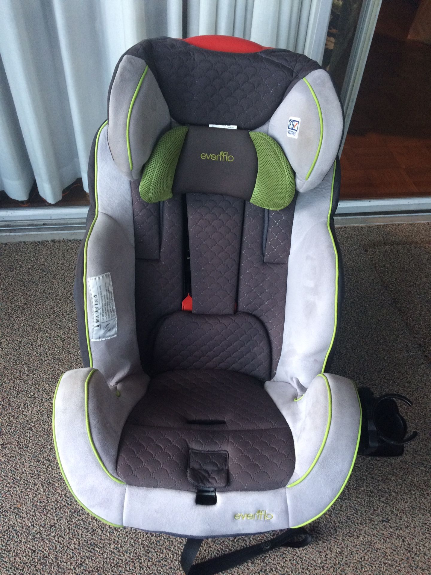 Evenflo Car seat