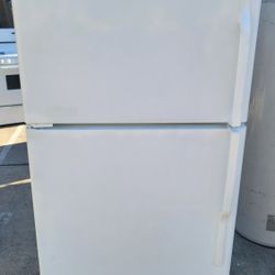 Precioso Refrigerador General Electric Listo Para Usar Super Limpio Lo Tengo Conectado Para Que Lo Mires Que Trabaja Bien Si Gustas Venir $180