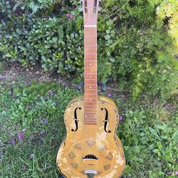 1932 National Triolian Resonator Guitar Great Condition with Case