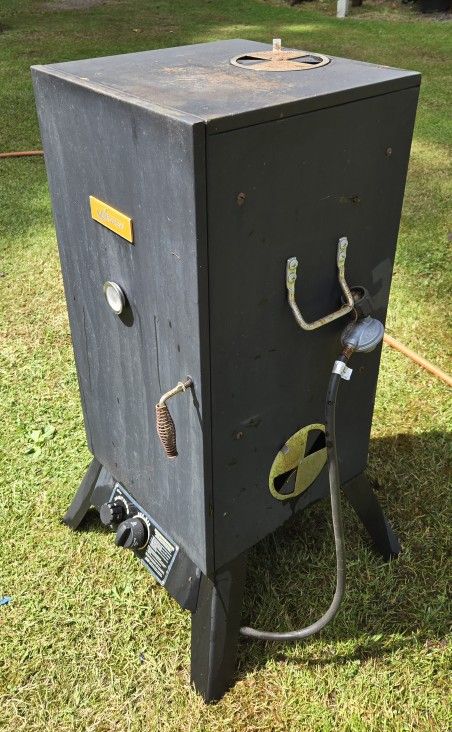 Vertical Propane Smoker