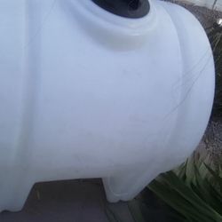 Water Tank, 125 Gallon, 2 Way Connector $300