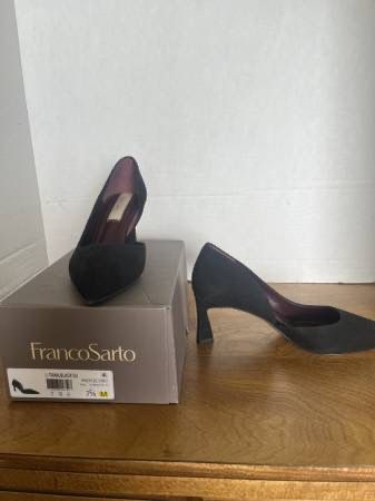 NEW Franco Sarto Tana Half d'Orsay Pump Black Suede Size 7 1/2 Medium
