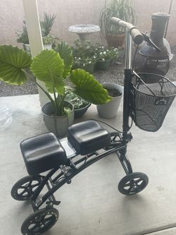 Knee Scooter 