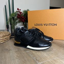LOUIS VUITTON Nubuck Calfskin Run Away sneaker Size 8.5