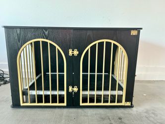 Woden Dog Crate