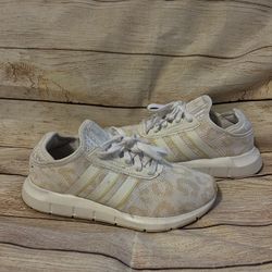 Adidas Women's Size 5.5