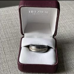 TRITON Men’s Wedding Band