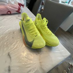 Nike Alphafly 3 size 7  women's racing shoes