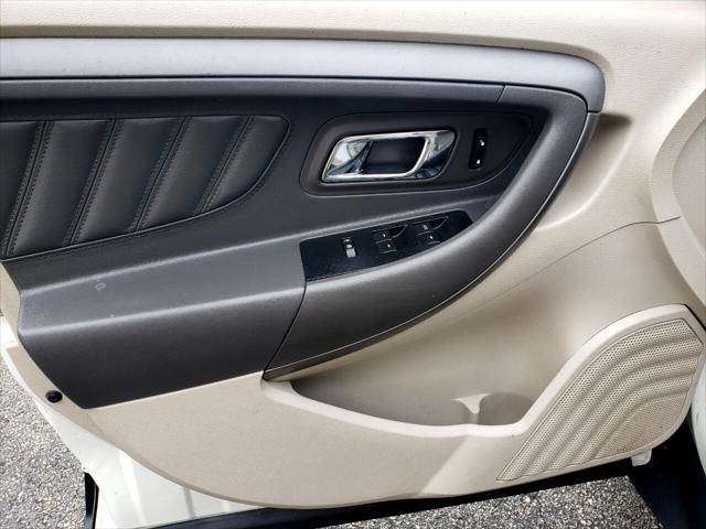 2011 Ford Taurus