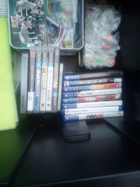 Video Games And Cards Bin - Sports And Yu-Gi-Oh