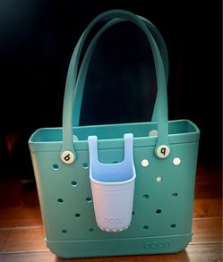 Medium bogg bag with bogg bevy