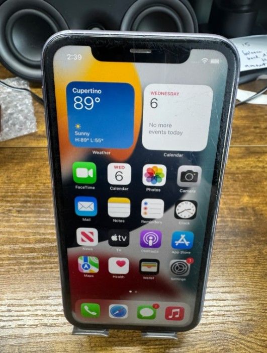 Apple iPhone 11 128GB (AT&T ONLY) 1381
