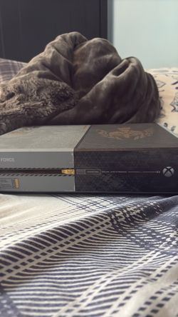 Limited edition call of duty Xbox one