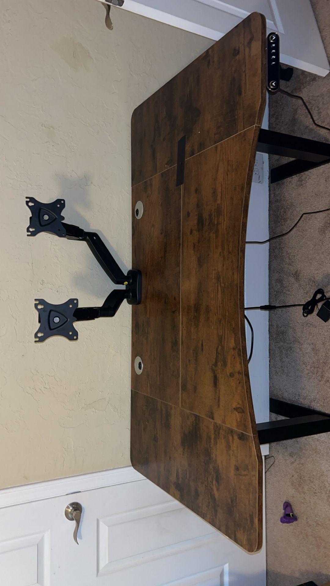 Adjustable Desk With Dual Monitor Mount