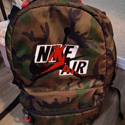  Nike Backpack 