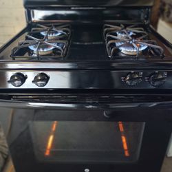 Very Clean Black Gas Stove Works Great! Free Delivery!