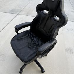 Black Gaming Chair Arozzi