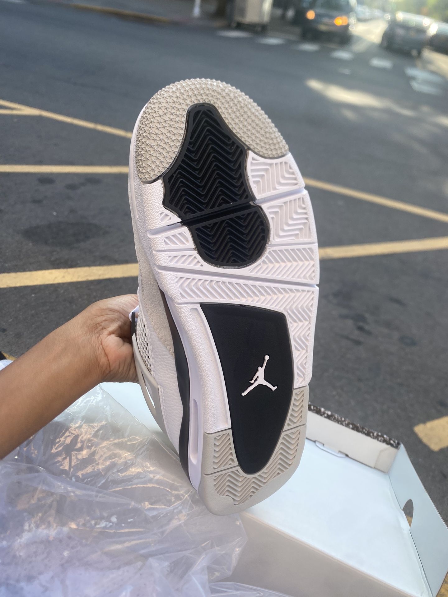 Jordan 4s