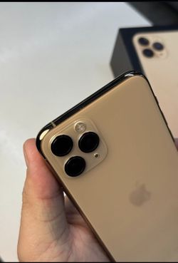 iPhone 11 Pro Max unlocked with warranty
