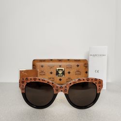 MCM  Womens Cat-eye Sunglasses