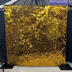 GOLD SHIMMER WALL BACKDROP - GREAT CONDITION