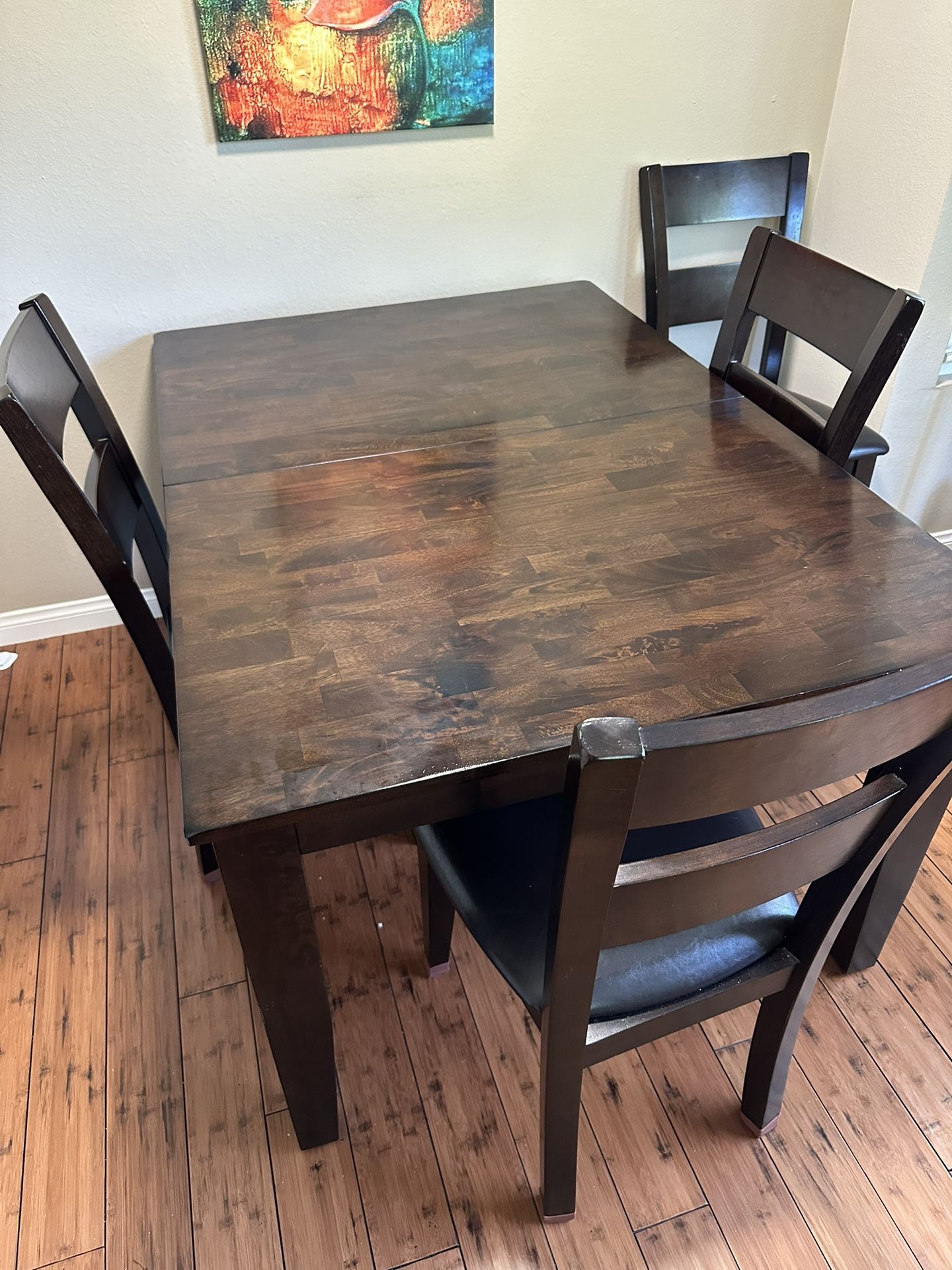 Dining Room Table W/4 Chairs