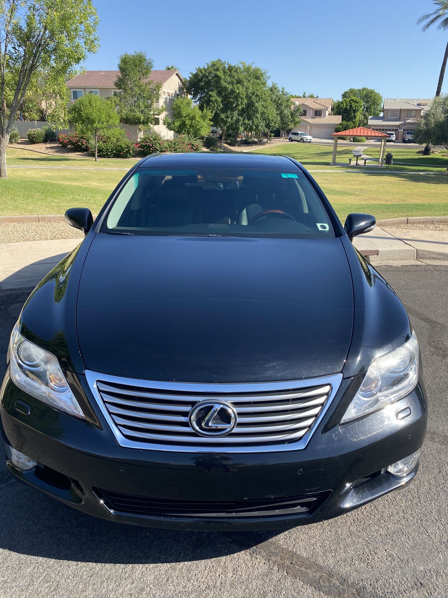 2011 LS460L clean title, Original owner, clean title, spotless car