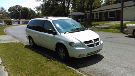 2005 Dodge caravan