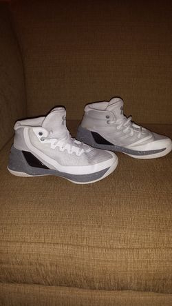 Under Armour 3Y sneakers