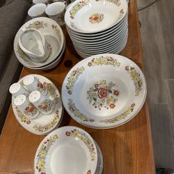 Signature Collection Select Fine China