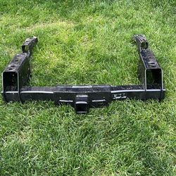 Ford F-350 trailer hitch