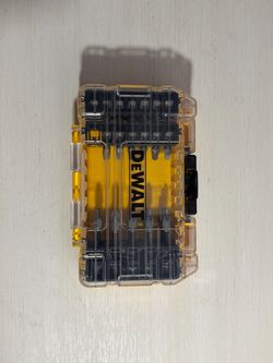 DEWALT ToughCase Screwdriver/Impact Driver Bit Set – Assorted Bits