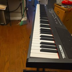 Electric Piano With Stand Included. 