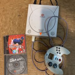 SEGA  Dreamcast Console With One Controller Sonic Adventure Baseball And NBA GAME TESTED 