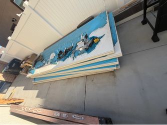 Insulated awning 21ft 6 in x 12 ft x 9ft 2 in