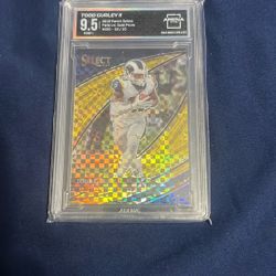 2019 Panini Select Field Level Gold Prizm Todd Gurley /10 Mint+ 9.5